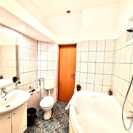 Victoriei Old Town Apartment *