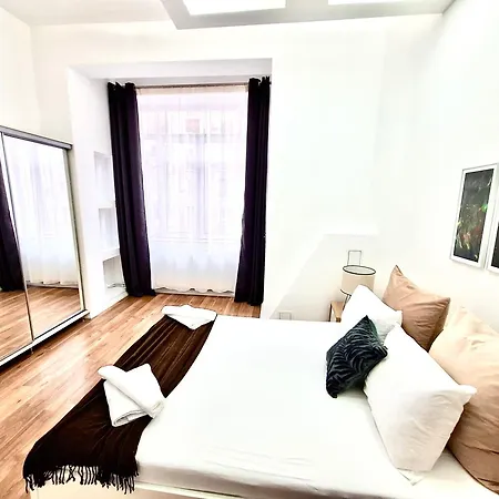 Victoriei Old Town Apartment Bucharest